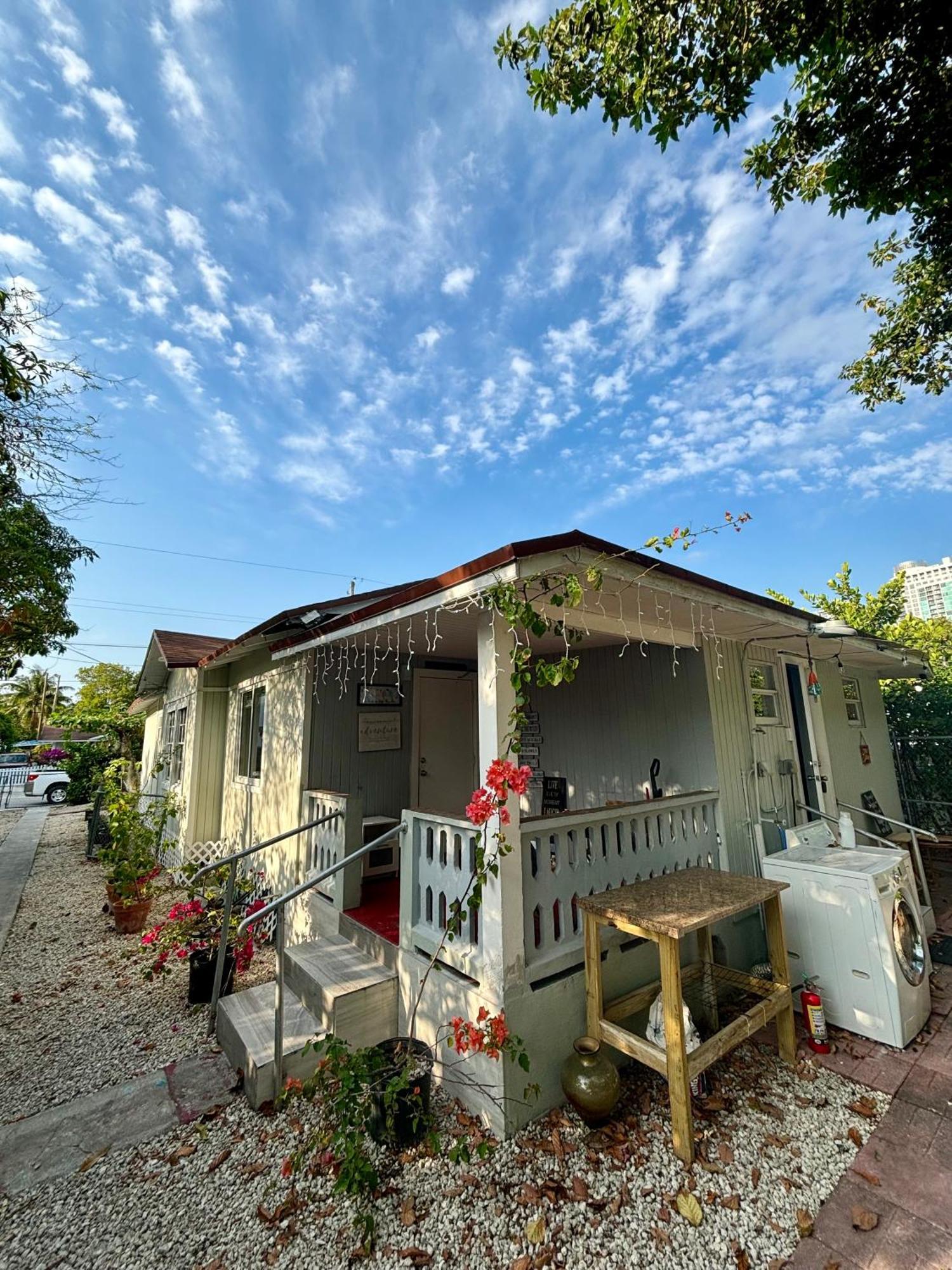 Deluxe Room In Best Location Miami In A 2 Bedrooms Unit - Parking, Laundry And Luggage Storage Exterior foto